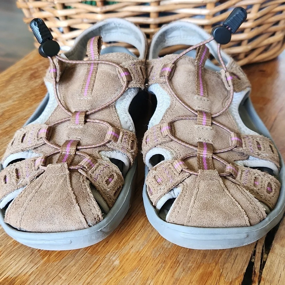 PRIVO Suede Fisherman Sandal SZ 6 Tan Pink - Picture 2 of 11